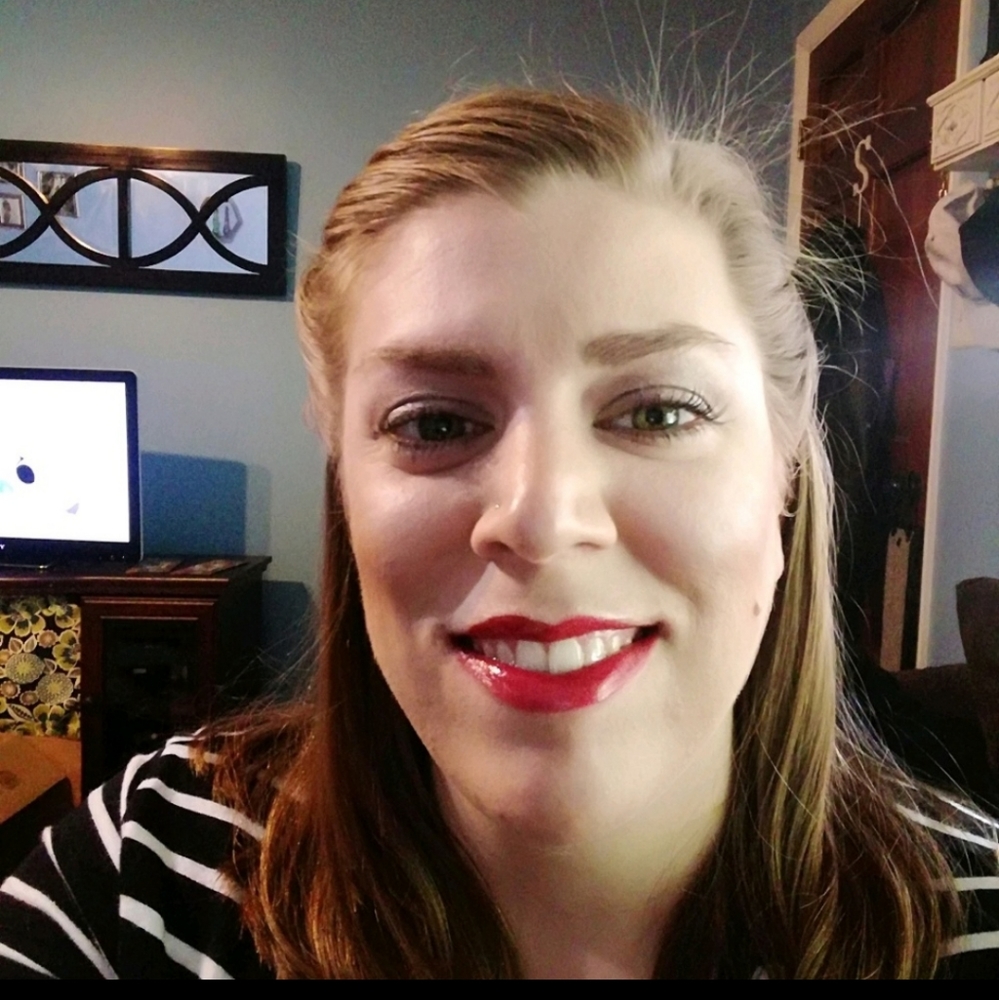Meet your Posher, Amanda
